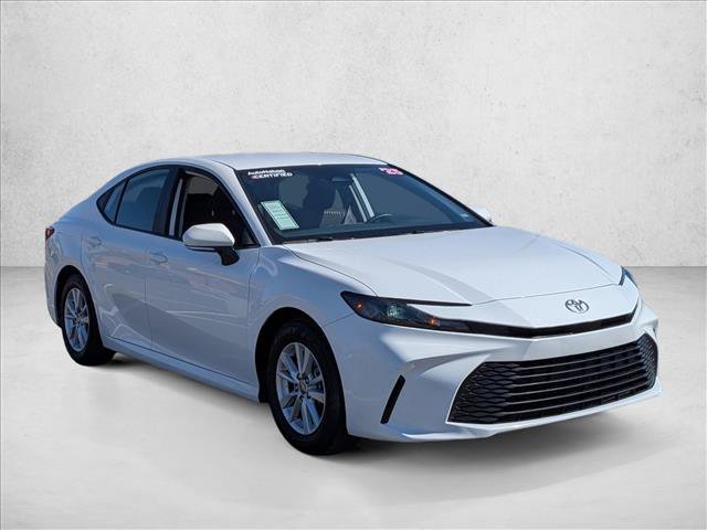 Used 2025 Toyota Camry LE FWD video 3