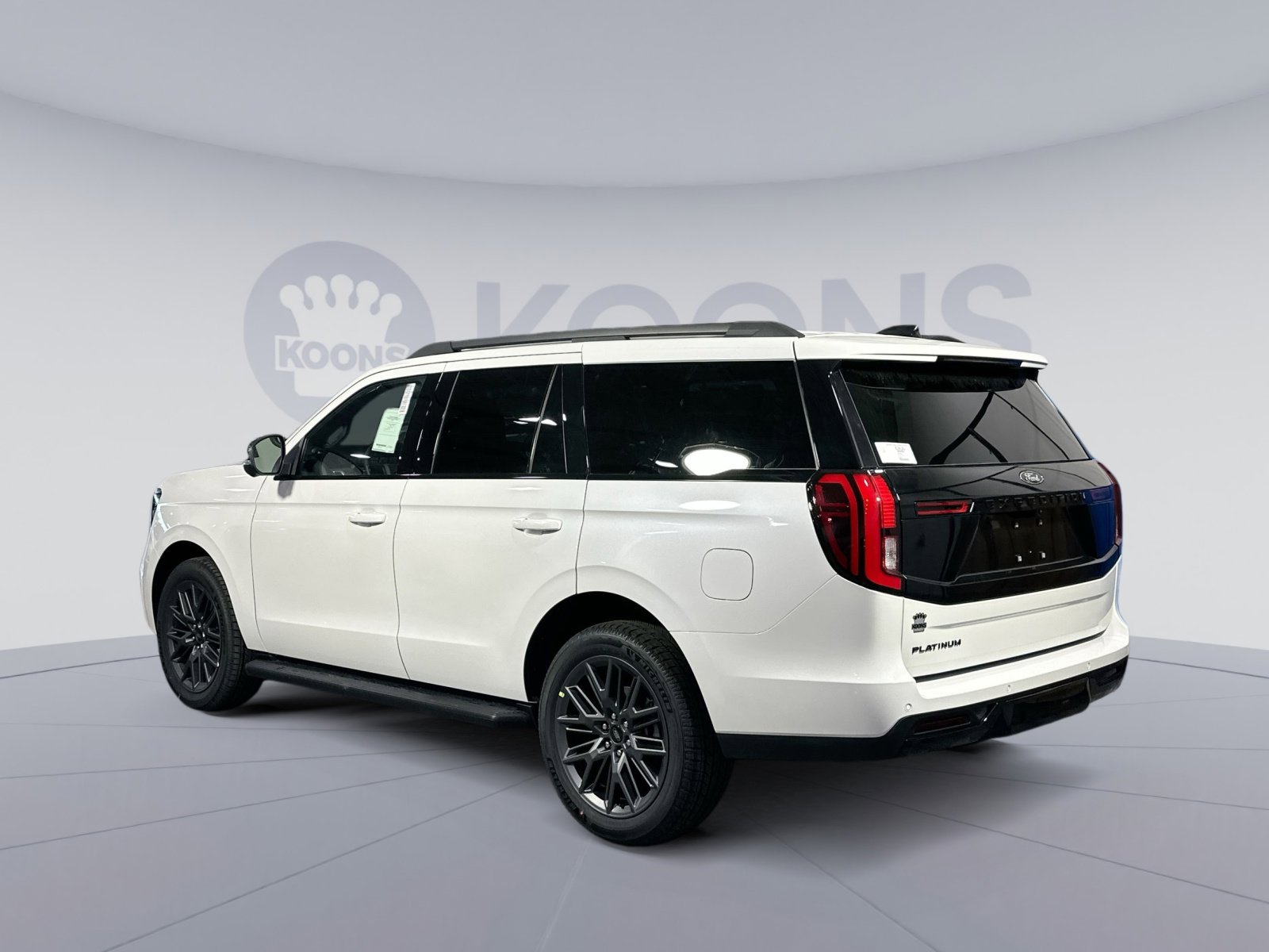 New 2026 Ford Expedition Platinum w/ Stealth Appearance Package image 4