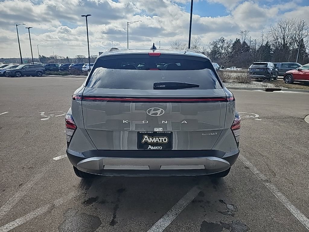 New 2026 Hyundai Kona SEL Premium image 4