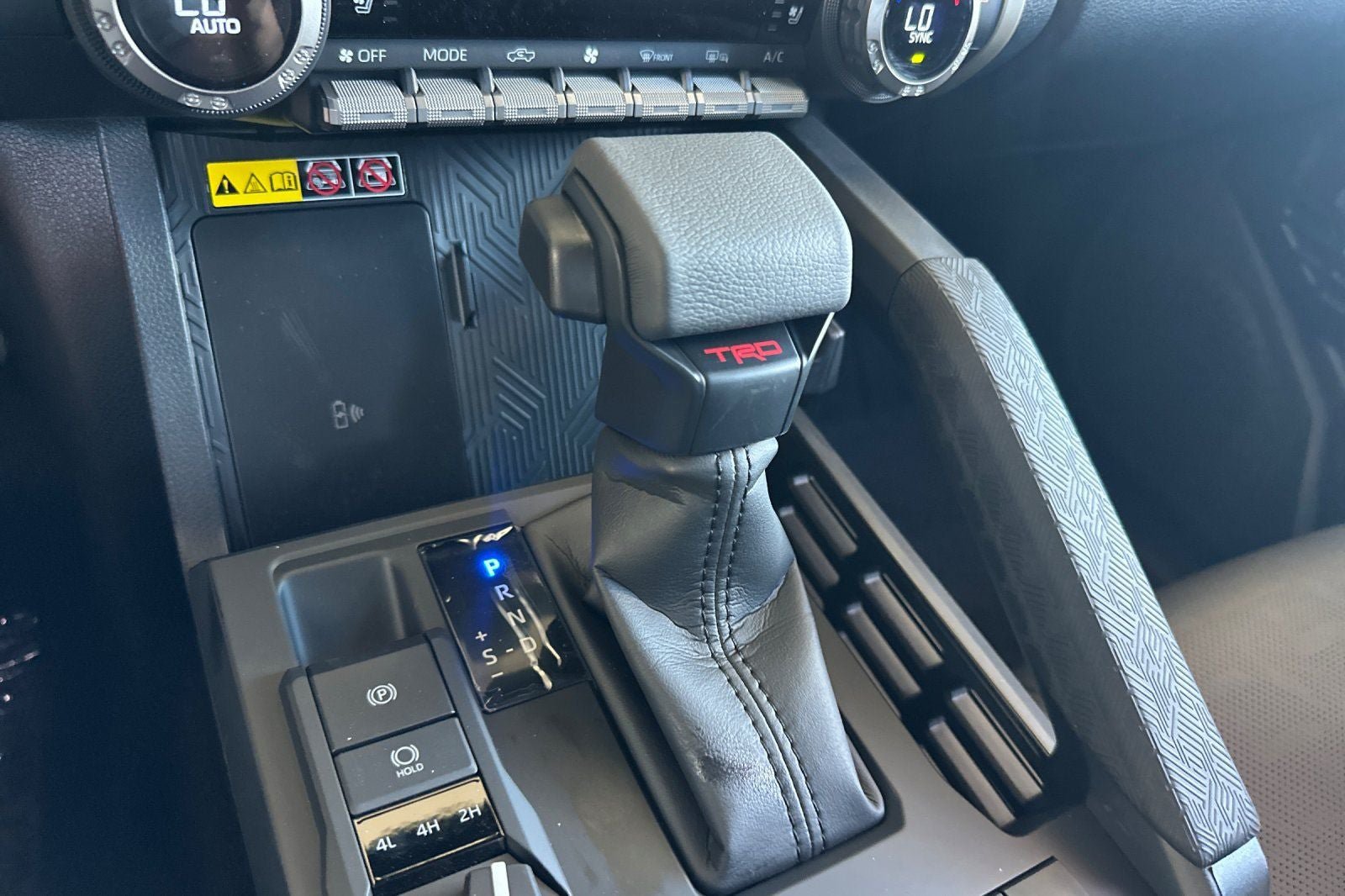 New 2026 Toyota Tacoma TRD Off-Road w/ TRD Off Road Premium Package AWD/4WD image 23