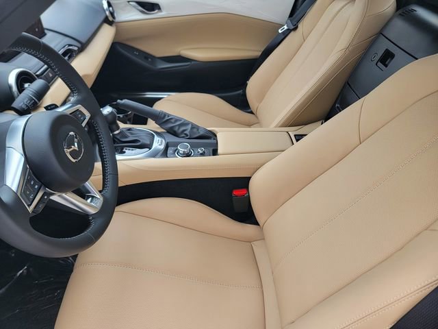 New 2026 MAZDA MX-5 Miata RF Grand Touring image 9