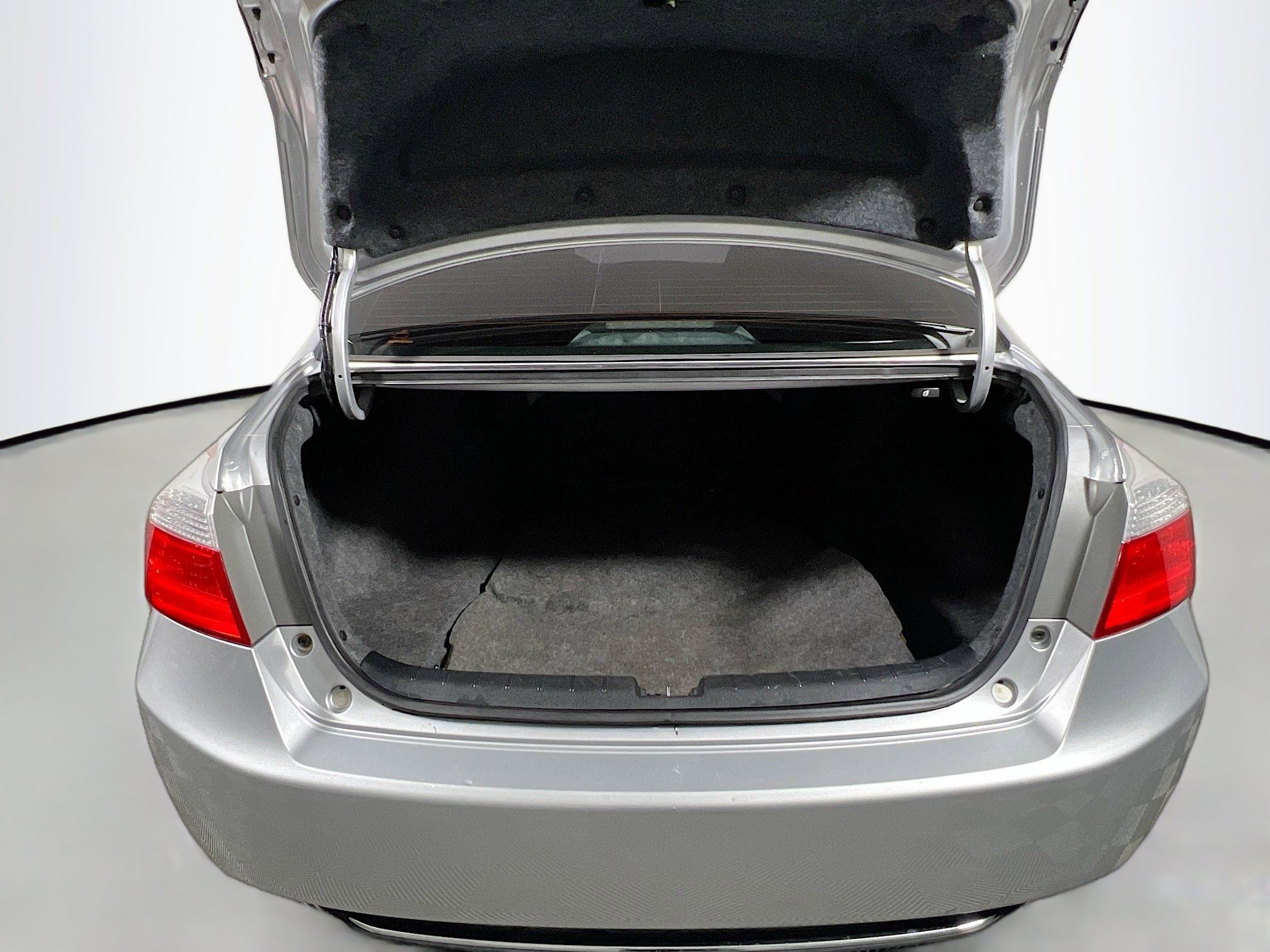 Used 2014 Honda Accord LX image 32
