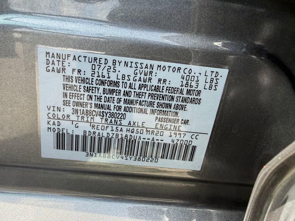 Used 2025 Nissan Sentra SV image 29
