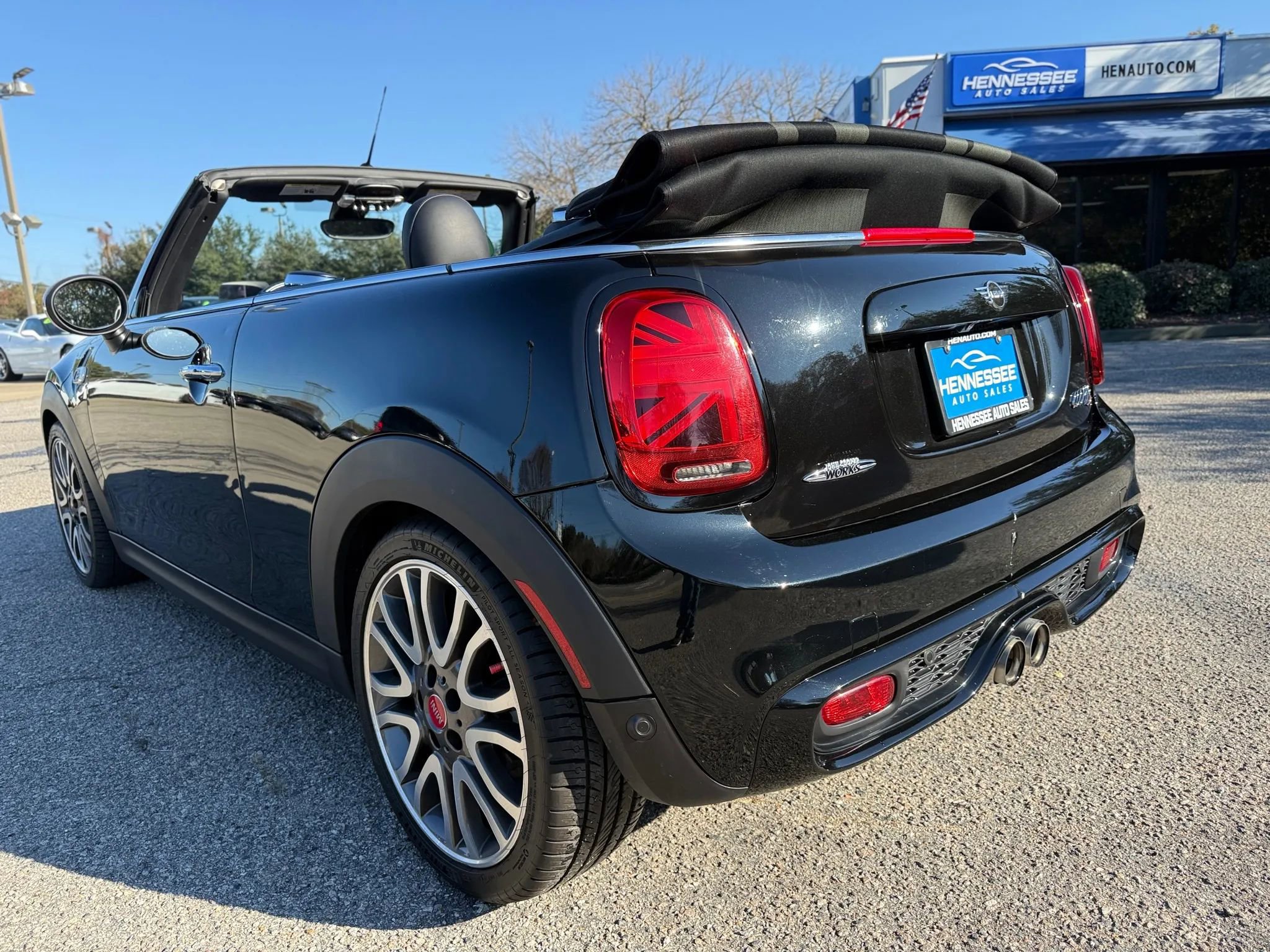 Used 2019 MINI Cooper S image 26