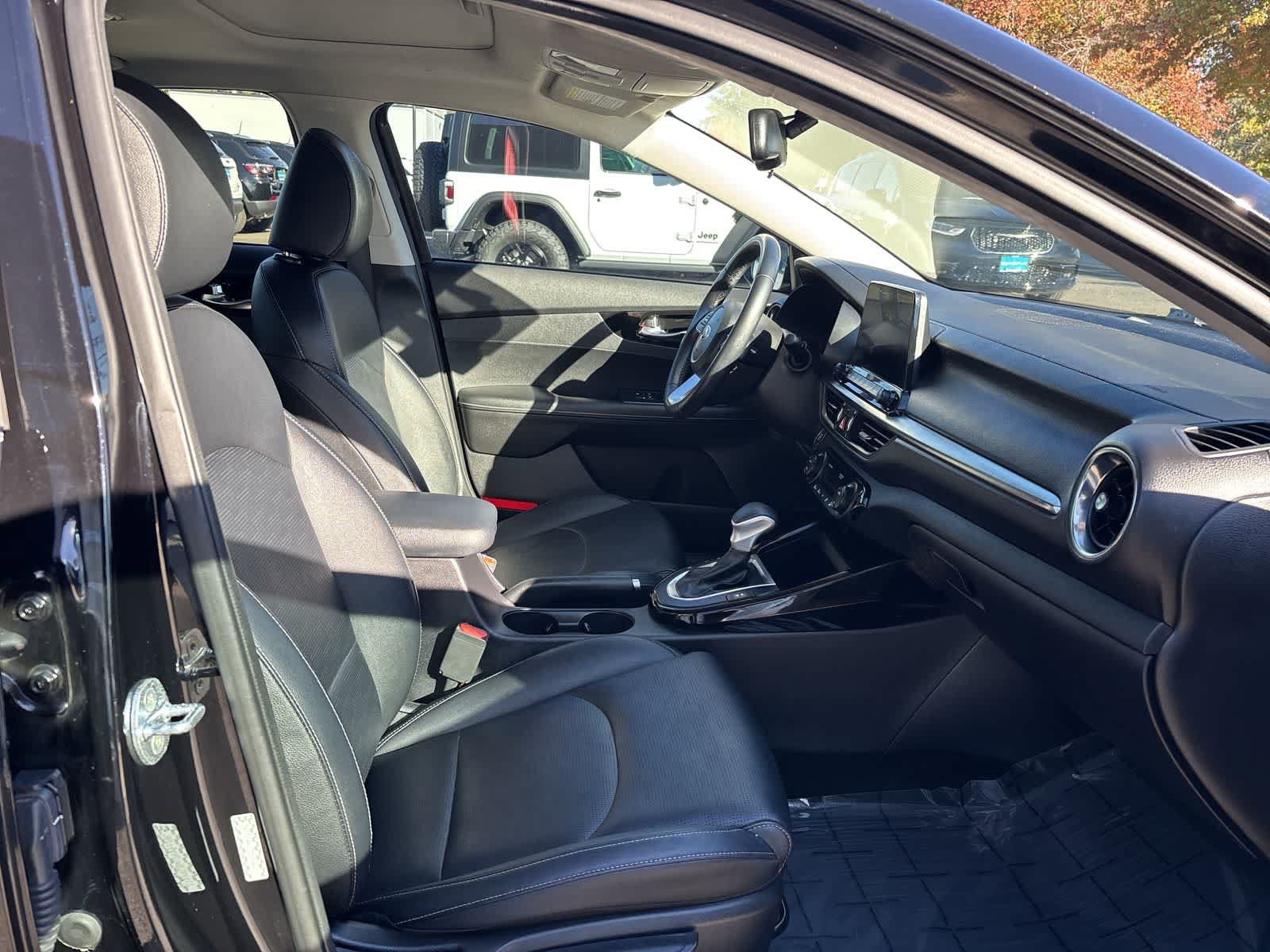 Used 2021 Kia Forte EX FWD image 5
