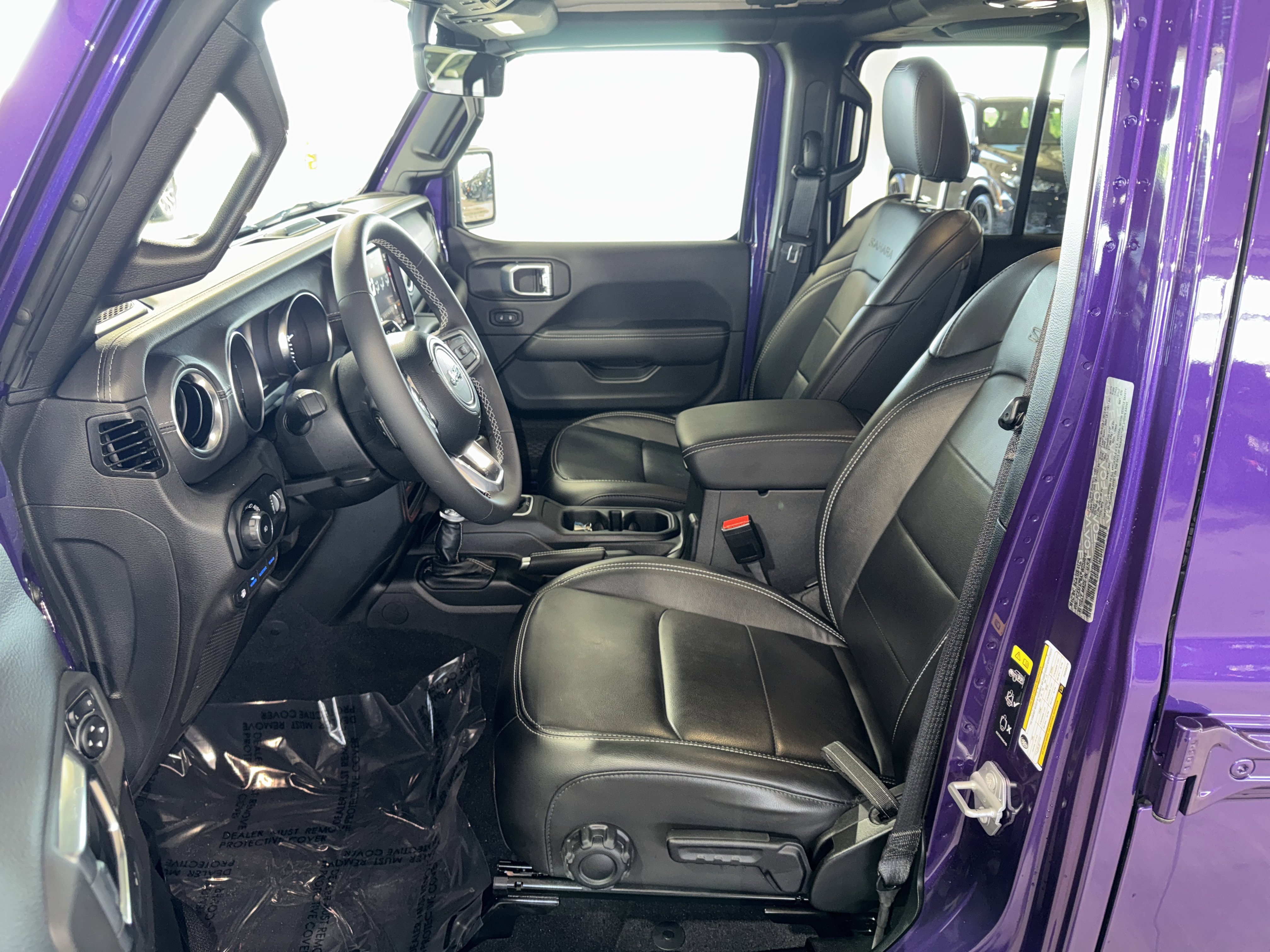 Used 2023 Jeep Wrangler Sahara image 19