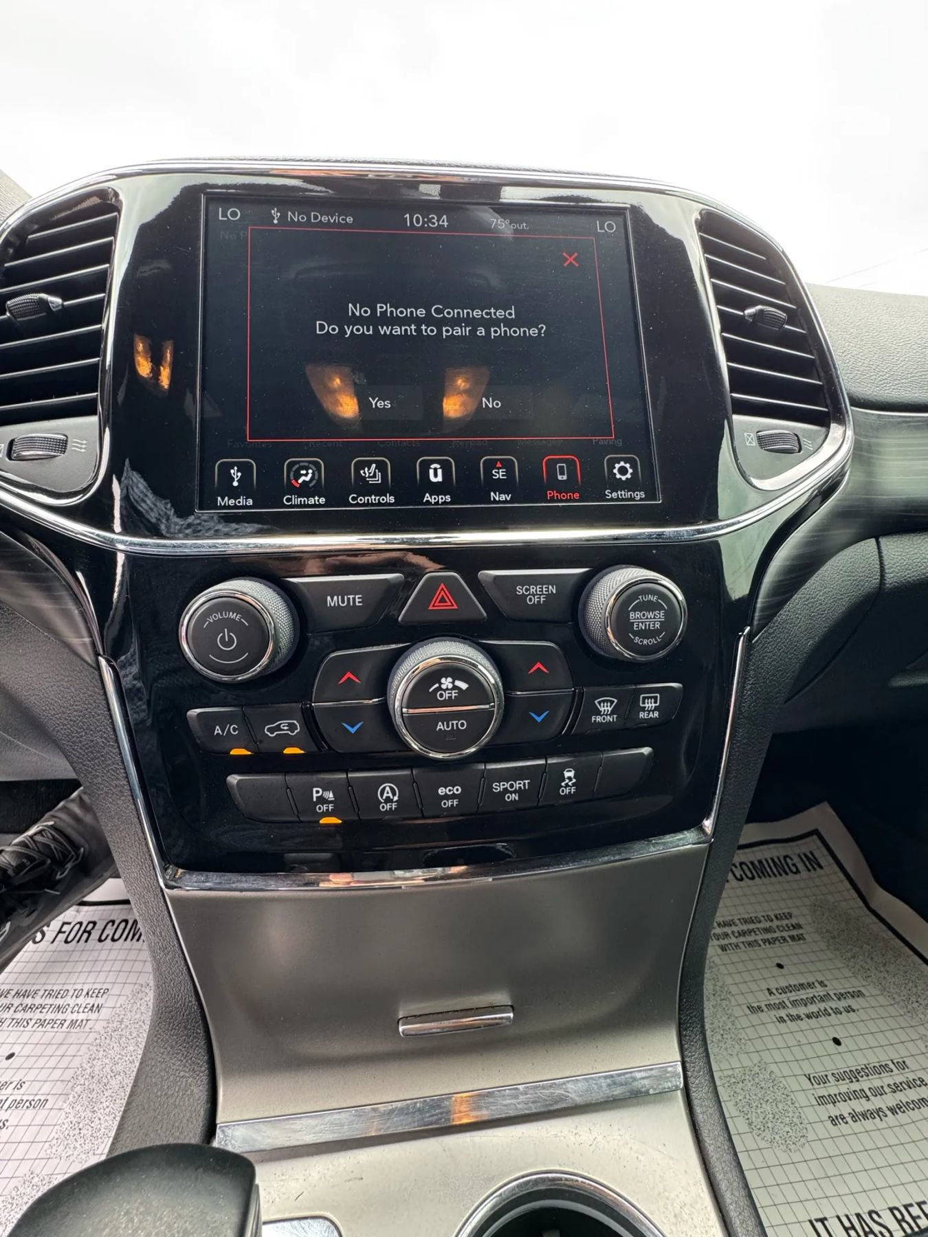 Used 2021 Jeep Grand Cherokee Laredo X AWD/4WD image 20