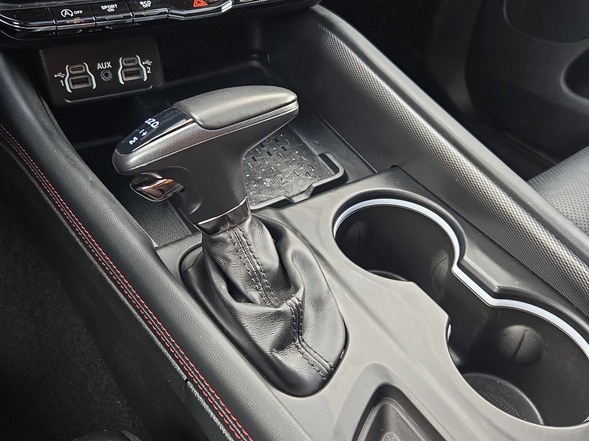 Used 2025 Dodge Durango GT image 28