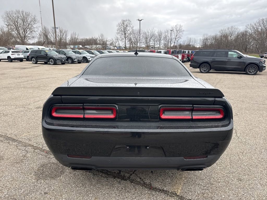 Used 2016 Dodge Challenger SRT Hellcat image 3