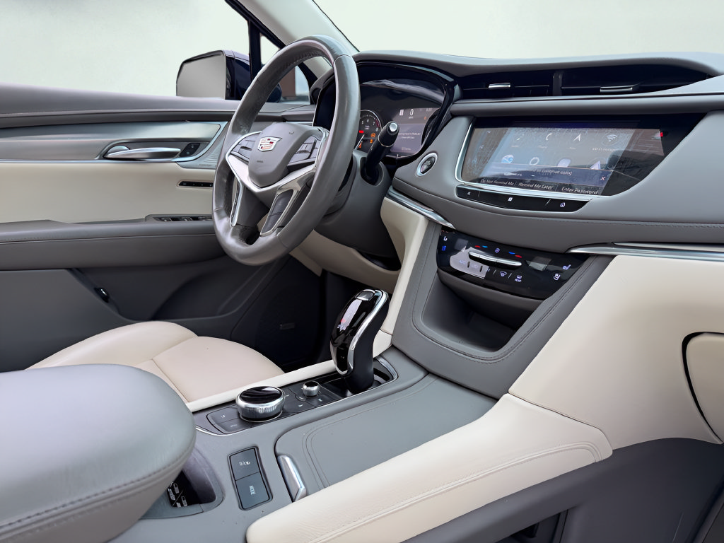 Used 2021 Cadillac XT5 Premium Luxury FWD image 31
