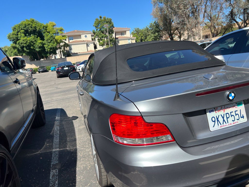 Used 2010 BMW 135i Convertible RWD image 5