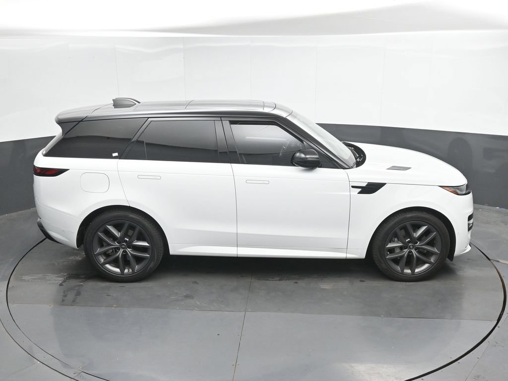 Used 2025 Land Rover Range Rover Sport Dynamic SE AWD/4WD image 34