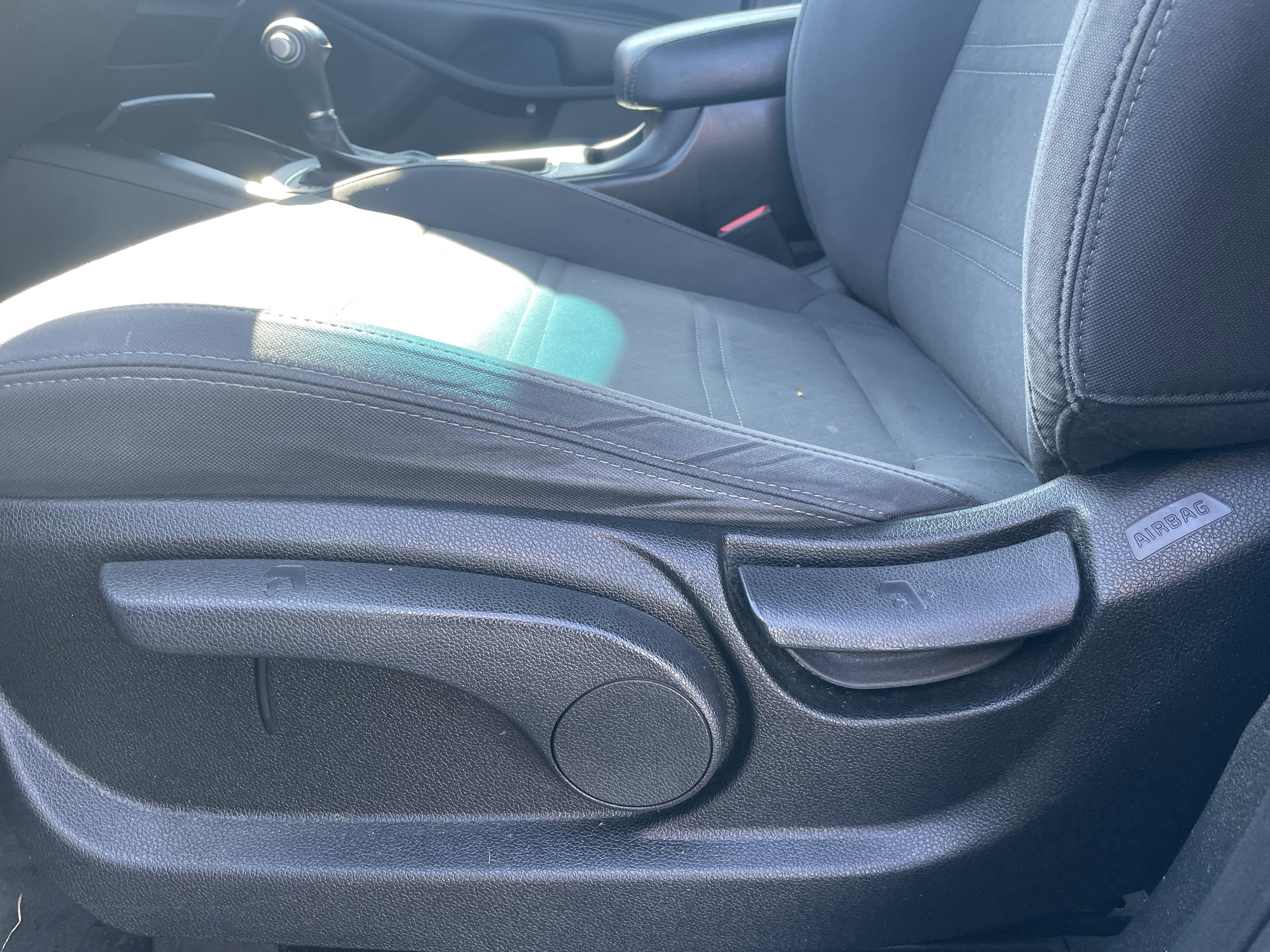 Used 2017 Kia Sorento LX image 39