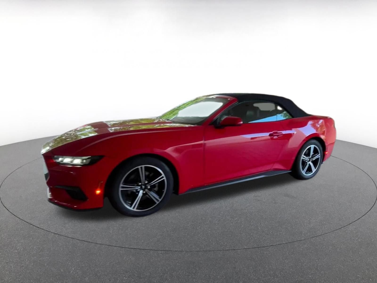 Used 2024 Ford Mustang Premium RWD image 8