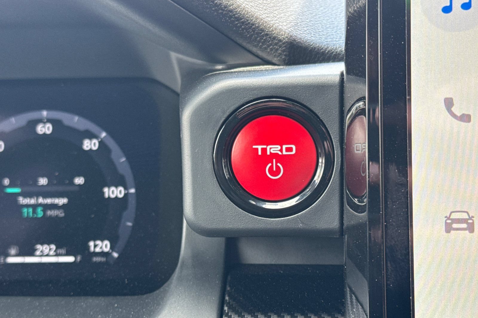 Certified 2026 Toyota Tacoma TRD Pro w/ Tow Tech Package AWD/4WD image 28