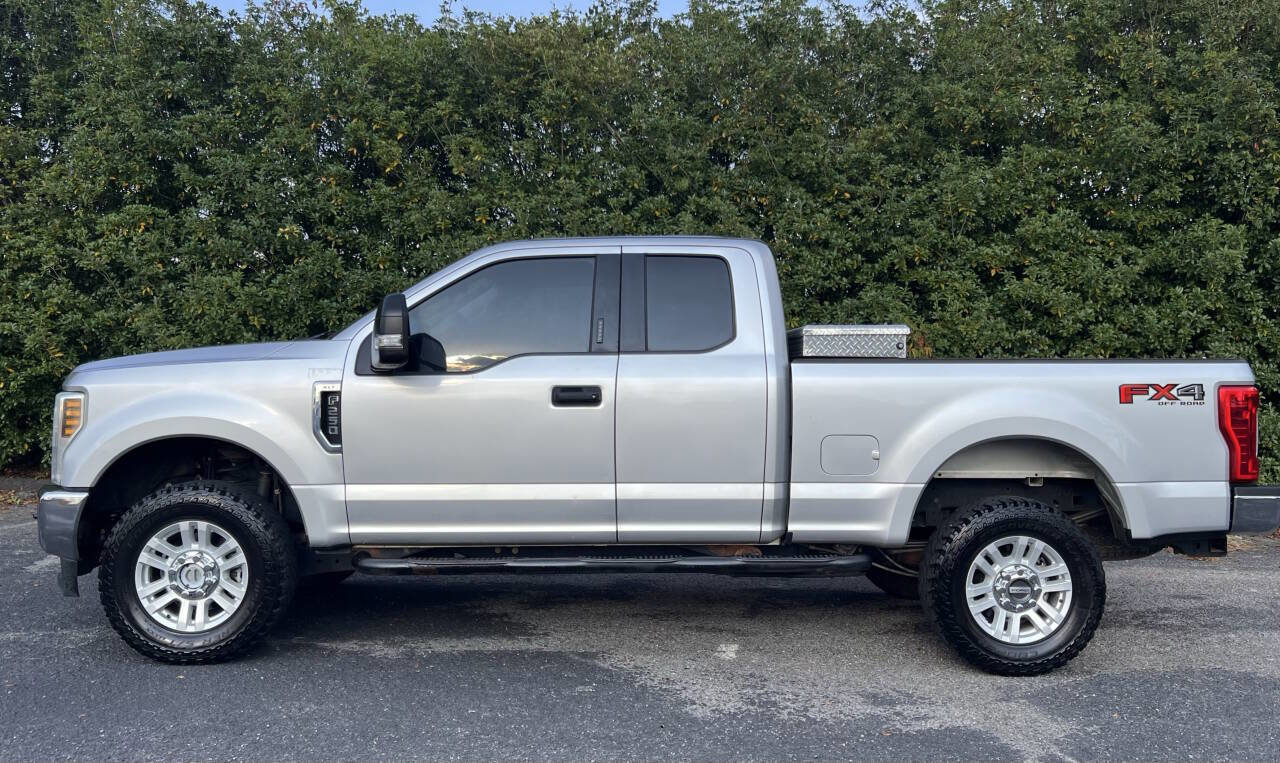 Used 2019 Ford F250 XLT w/ XLT Value Package image 4