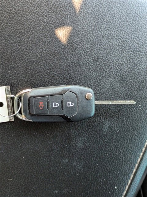 Used 2017 Ford F250 Lariat w/ Chrome Package image 30