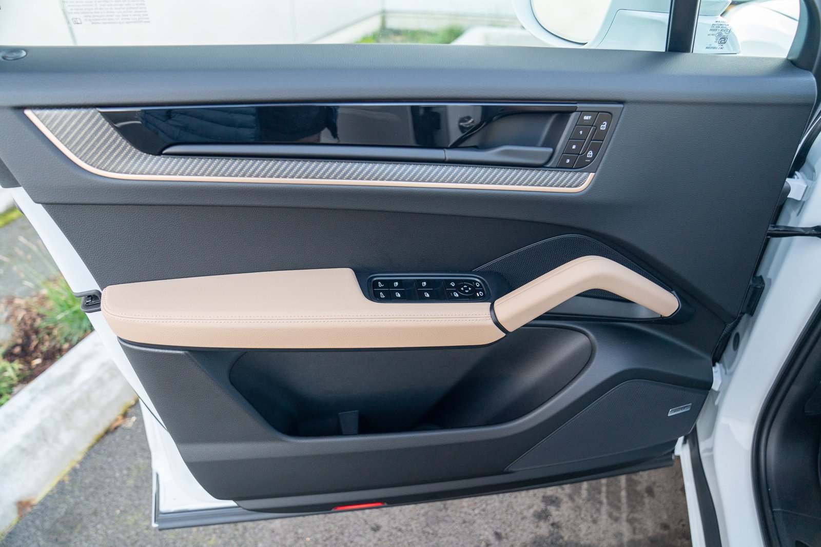 New 2026 Porsche Cayenne S AWD/4WD image 10