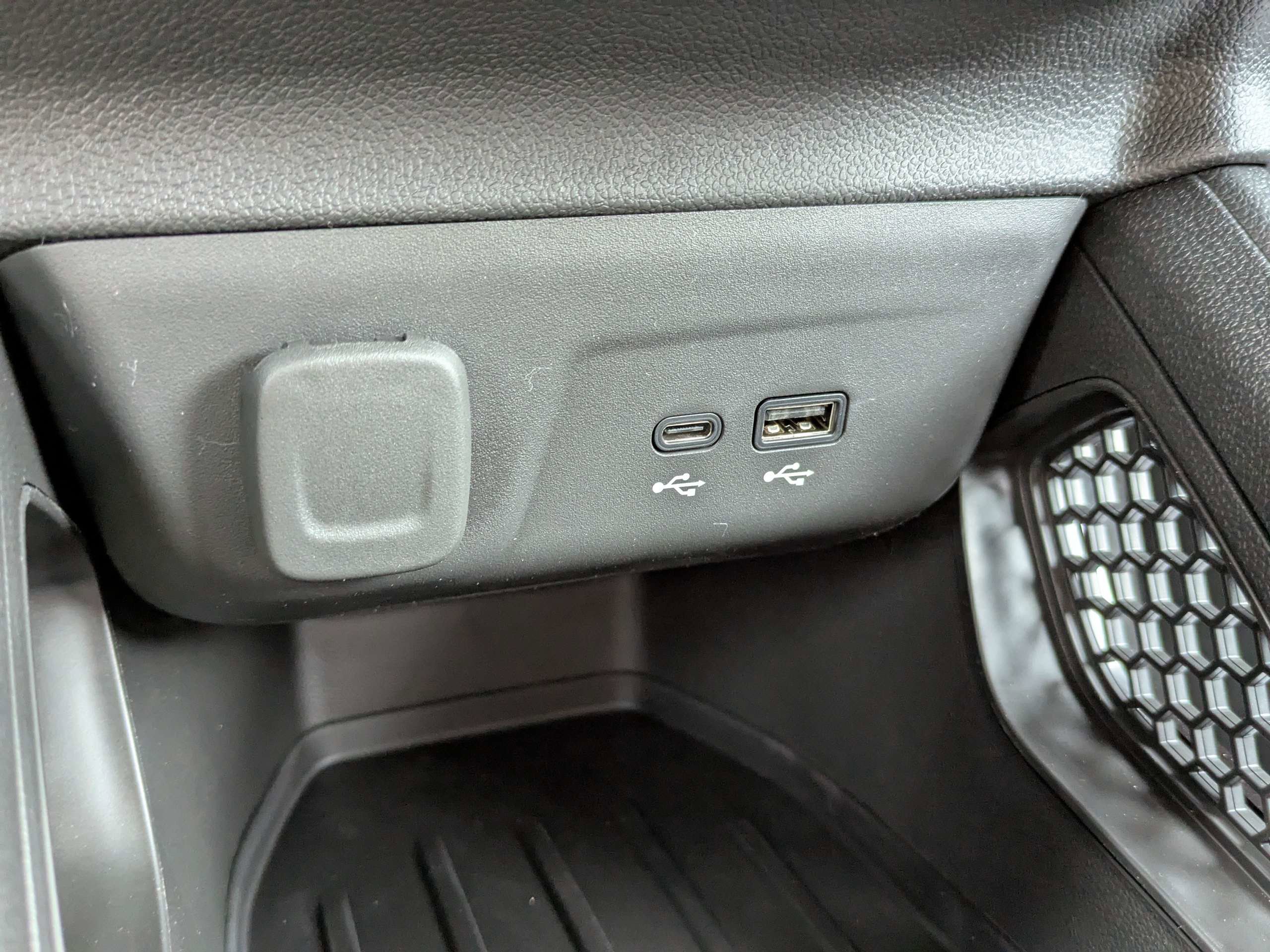 New 2026 Chevrolet TrailBlazer LS w/ LS Convenience Package FWD image 21