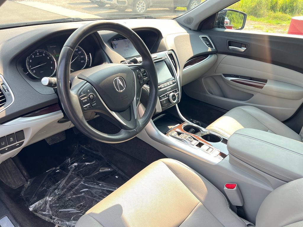 Used 2015 Acura TLX V6 w/ Technology Package FWD image 20