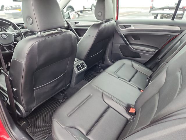 Used 2017 Volkswagen Golf Alltrack S image 25