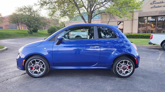 Used 2013 FIAT 500 Sport w/ Beats Audio Pkg FWD image 3