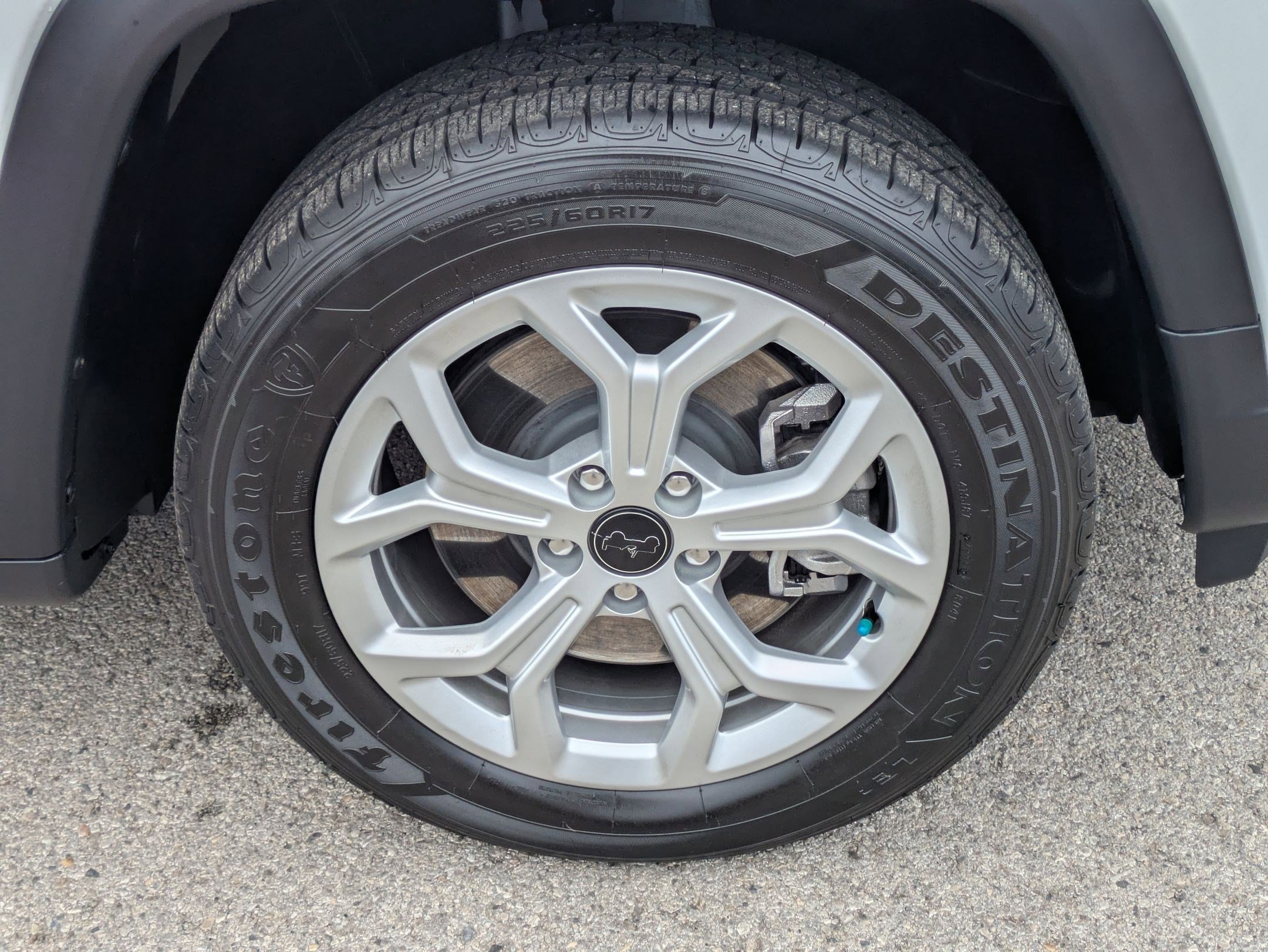 Used 2025 Jeep Compass Sport image 29