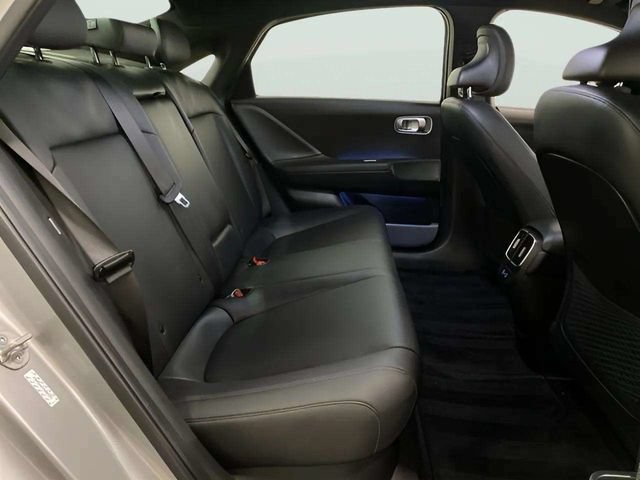Used 2025 Hyundai Ioniq 6 SEL RWD image 23