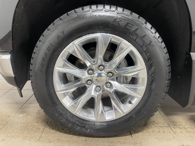 Used 2022 Chevrolet Silverado 1500 LTZ w/ Z71 Off-Road Package image 7