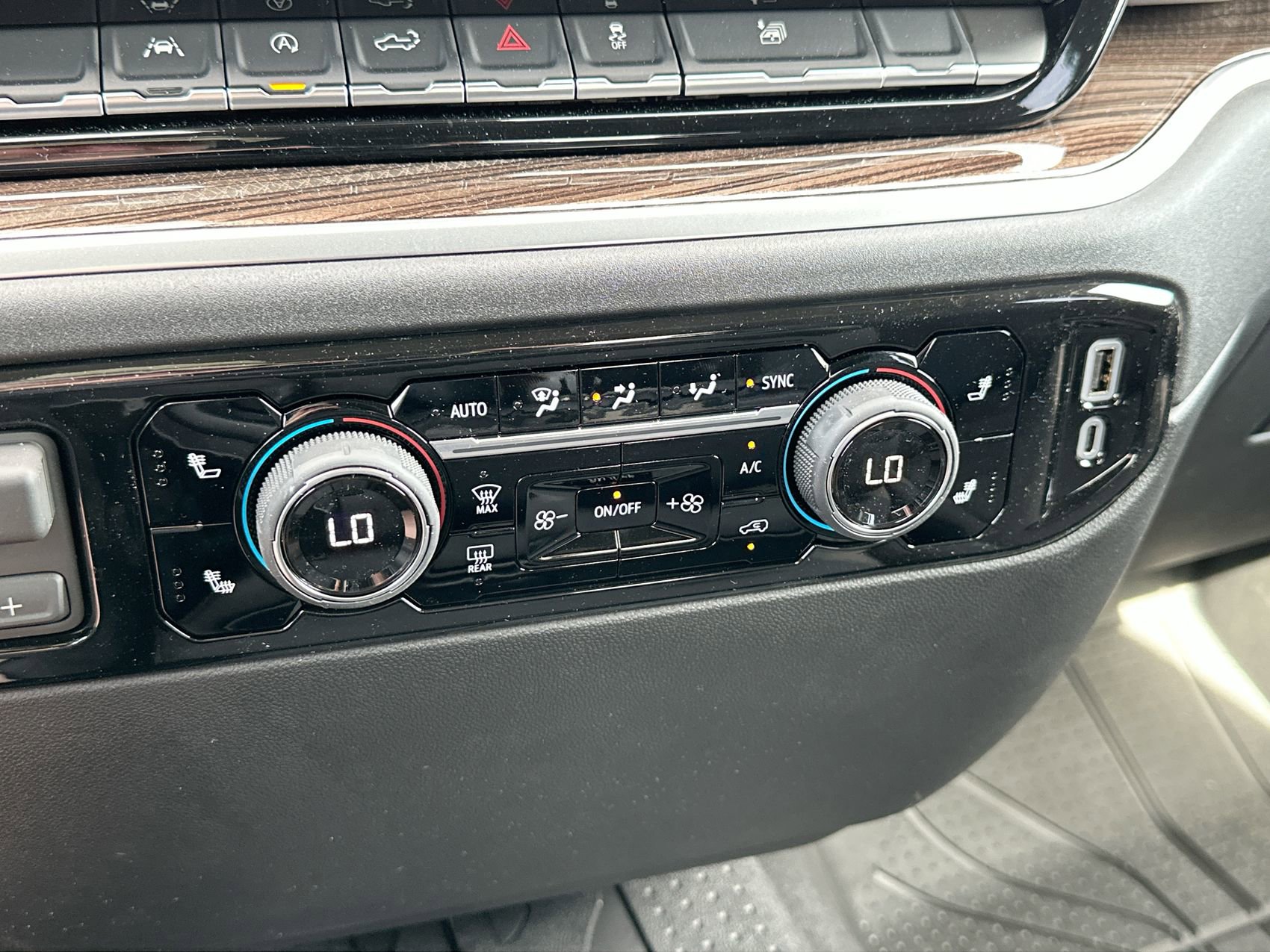 New 2026 Chevrolet Silverado 1500 RST w/ RST Select Package RWD image 19
