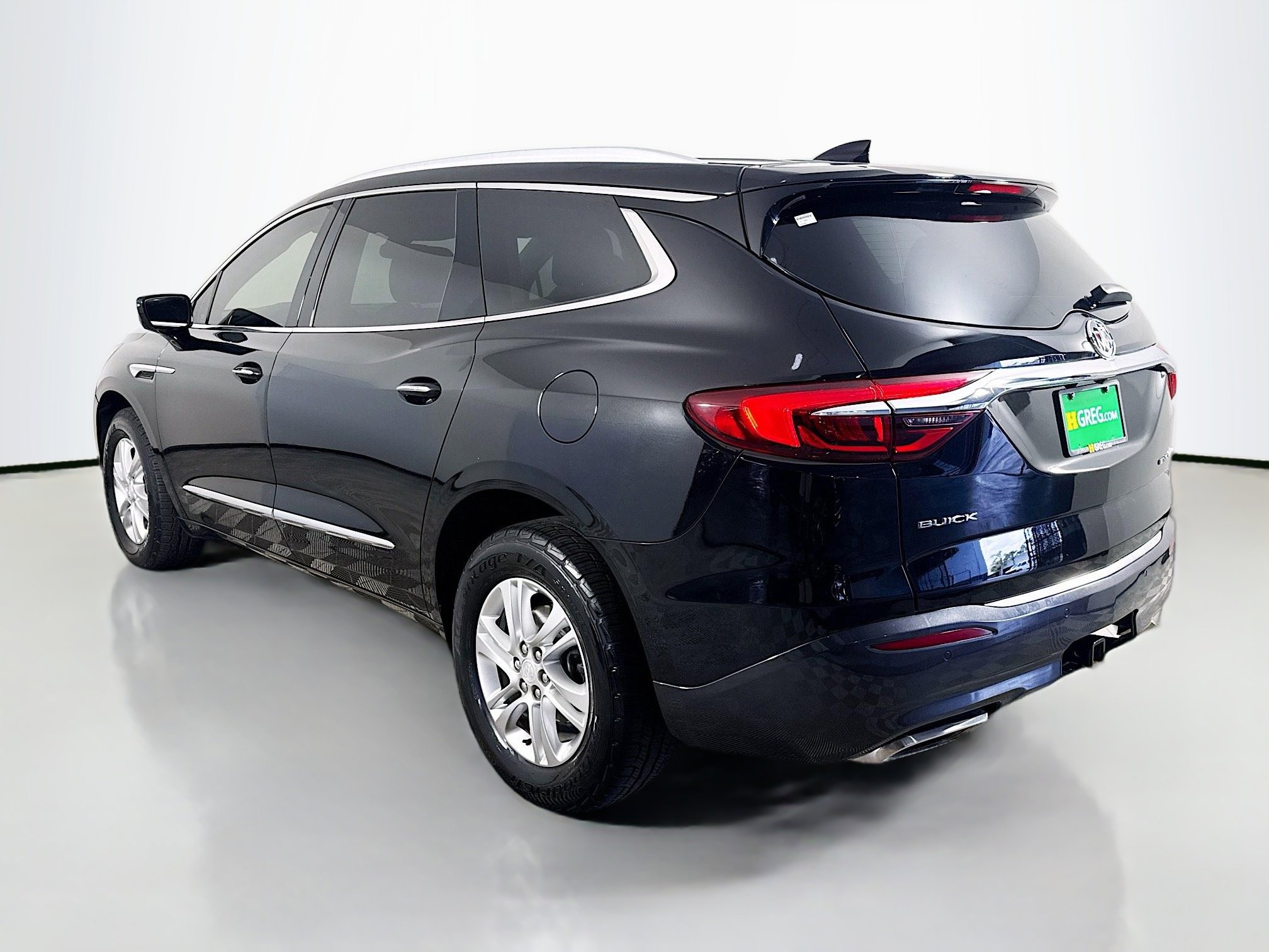 Used 2018 Buick Enclave Essence FWD image 7