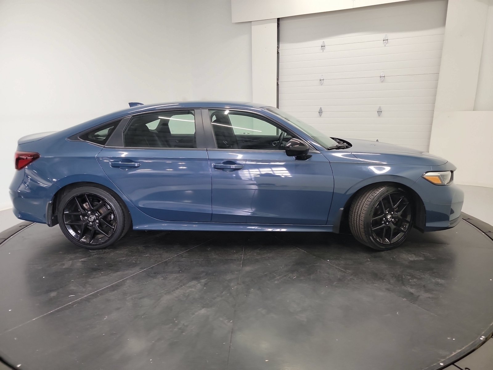 Used 2025 Honda Civic Sport image 11