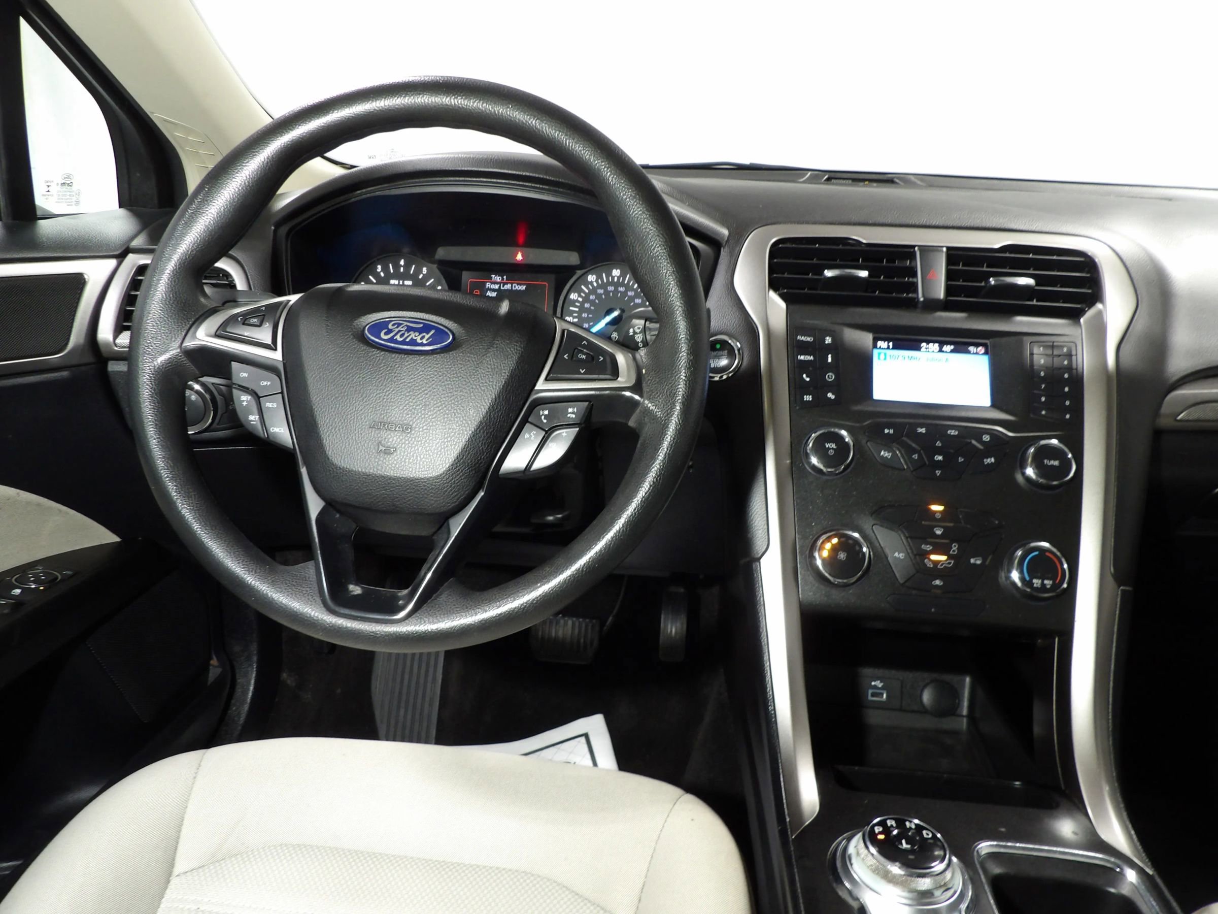Used 2020 Ford Fusion S image 11