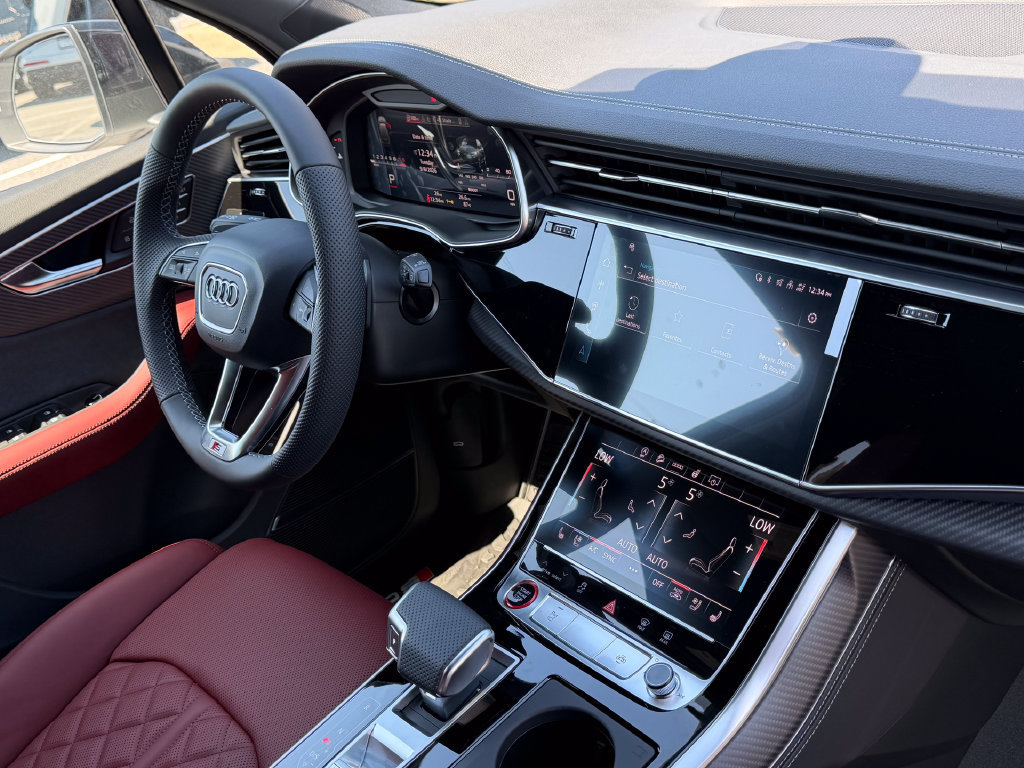 New 2026 Audi SQ7 Premium Plus AWD/4WD image 7