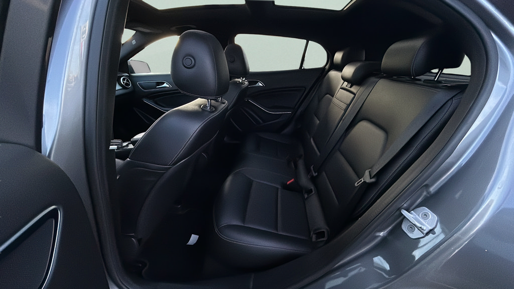 Used 2016 Mercedes-Benz GLA 250 image 16