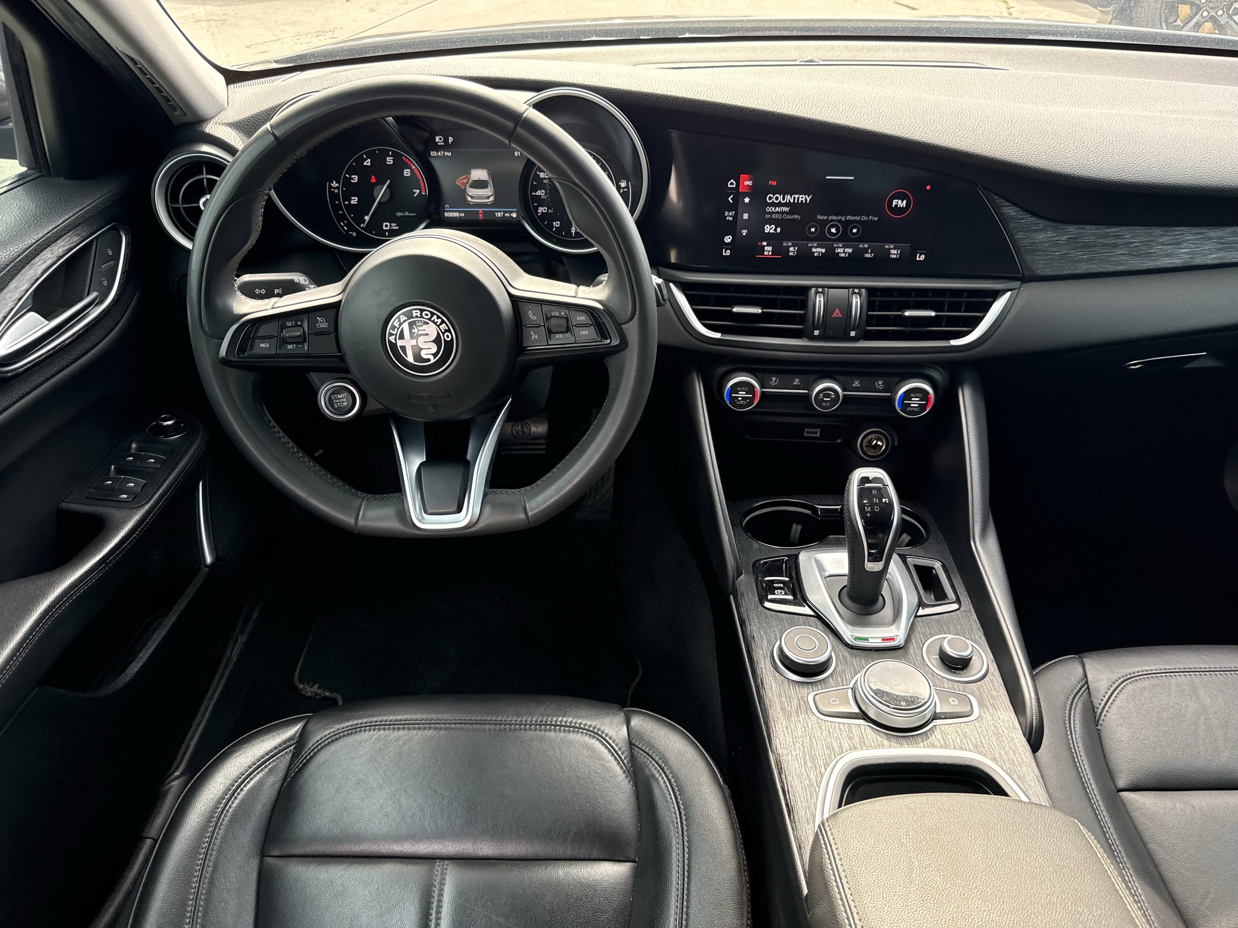 Used 2021 Alfa Romeo Giulia Sprint RWD image 14