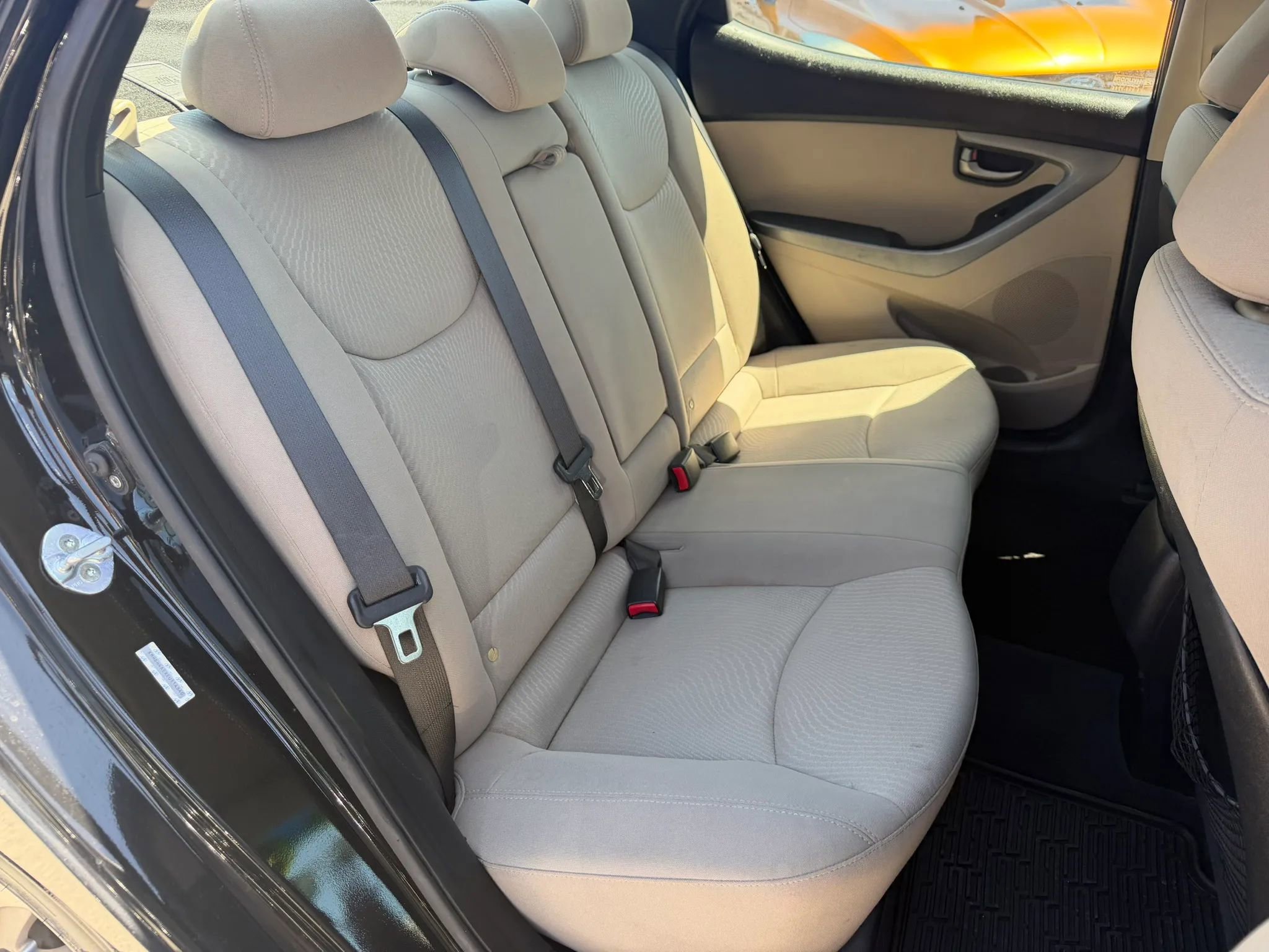 Used 2014 Hyundai Elantra SE w/ Option Group 02 FWD image 11