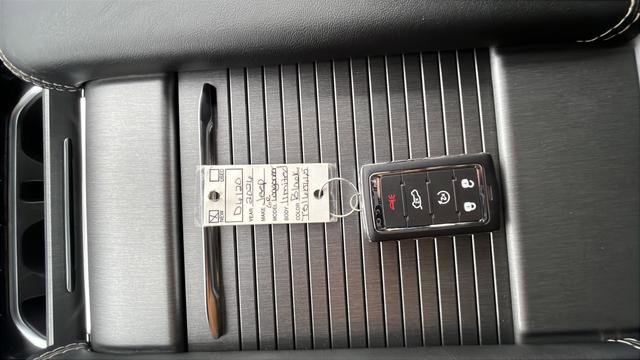 New 2026 Jeep Grand Wagoneer Limited AWD/4WD image 31