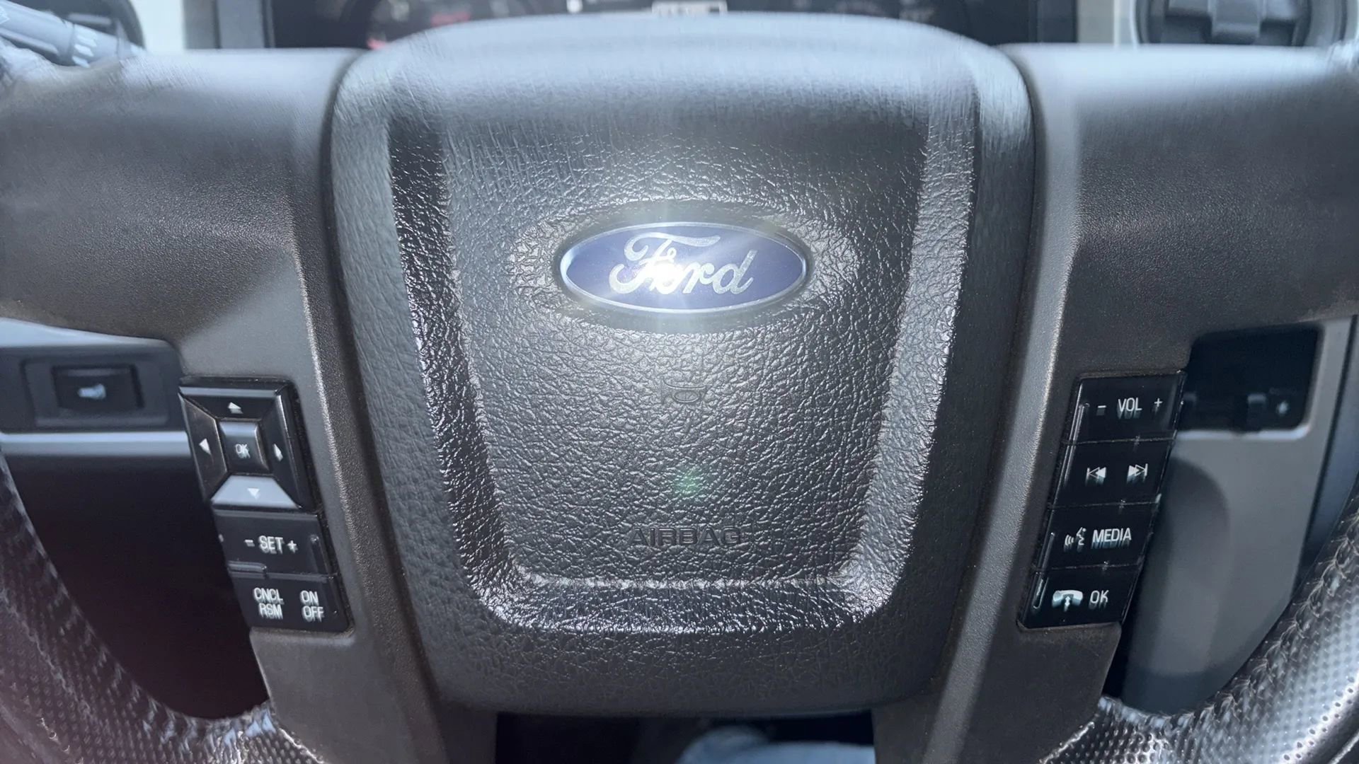 Used 2011 Ford F150 Raptor w/ Raptor Luxury Pkg image 49