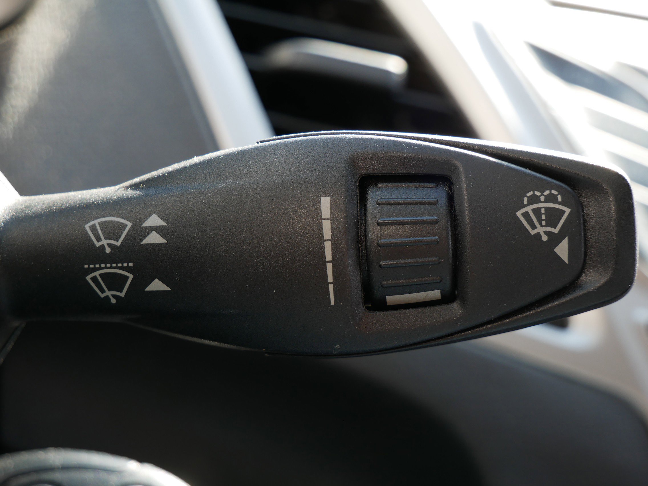 Used 2011 Ford Fiesta SE w/ 203A Rapid Spec Order Code image 20