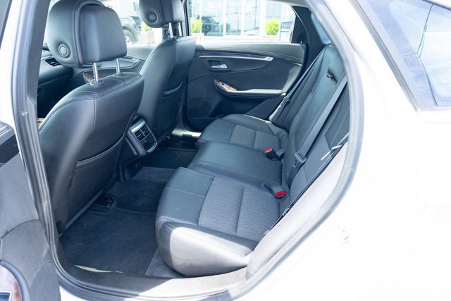 Used 2014 Chevrolet Impala LT FWD image 28