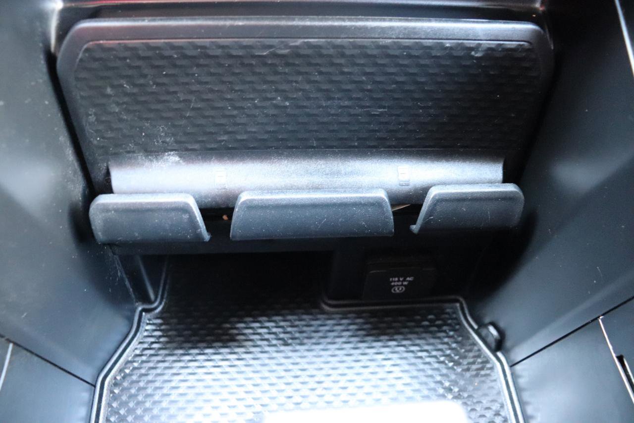 Used 2024 RAM 1500 Laramie RWD image 41
