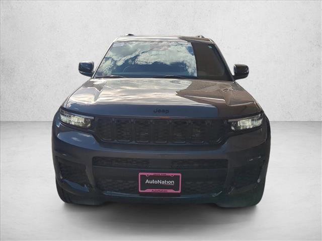 New 2025 Jeep Grand Cherokee L Altitude image 6