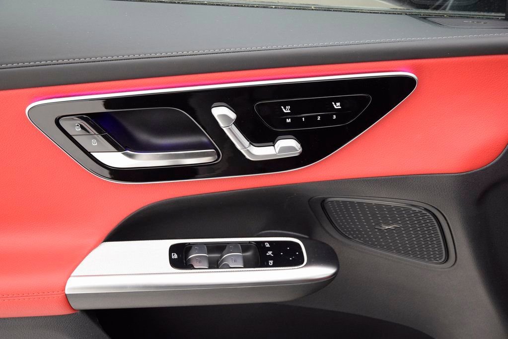 New 2026 Mercedes-Benz GLC 43 AMG 4MATIC image 17