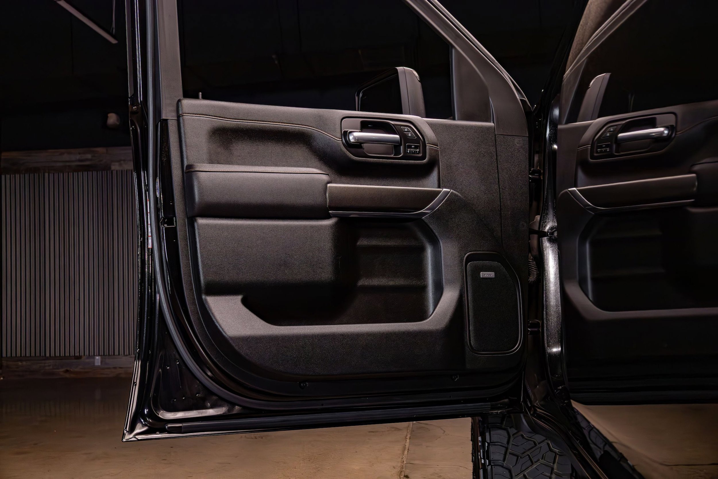 Used 2023 GMC Sierra 2500 AT4 w/ AT4 Premium Plus Package AWD/4WD image 32