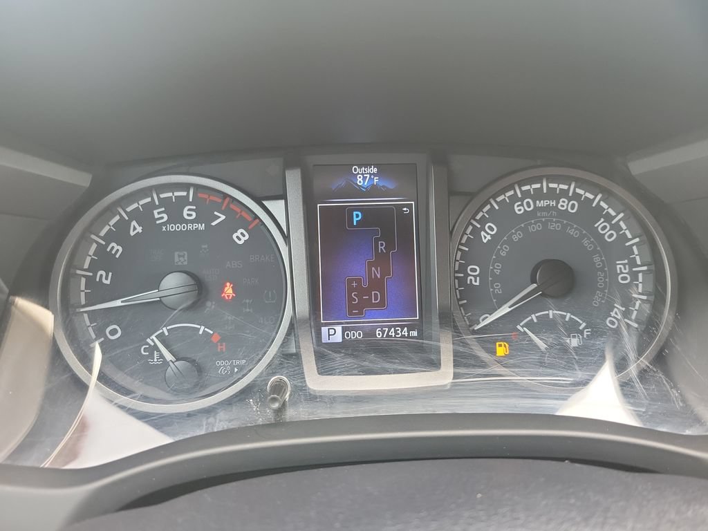 Certified 2023 Toyota Tacoma TRD Off-Road w/ Technology Package AWD/4WD image 34