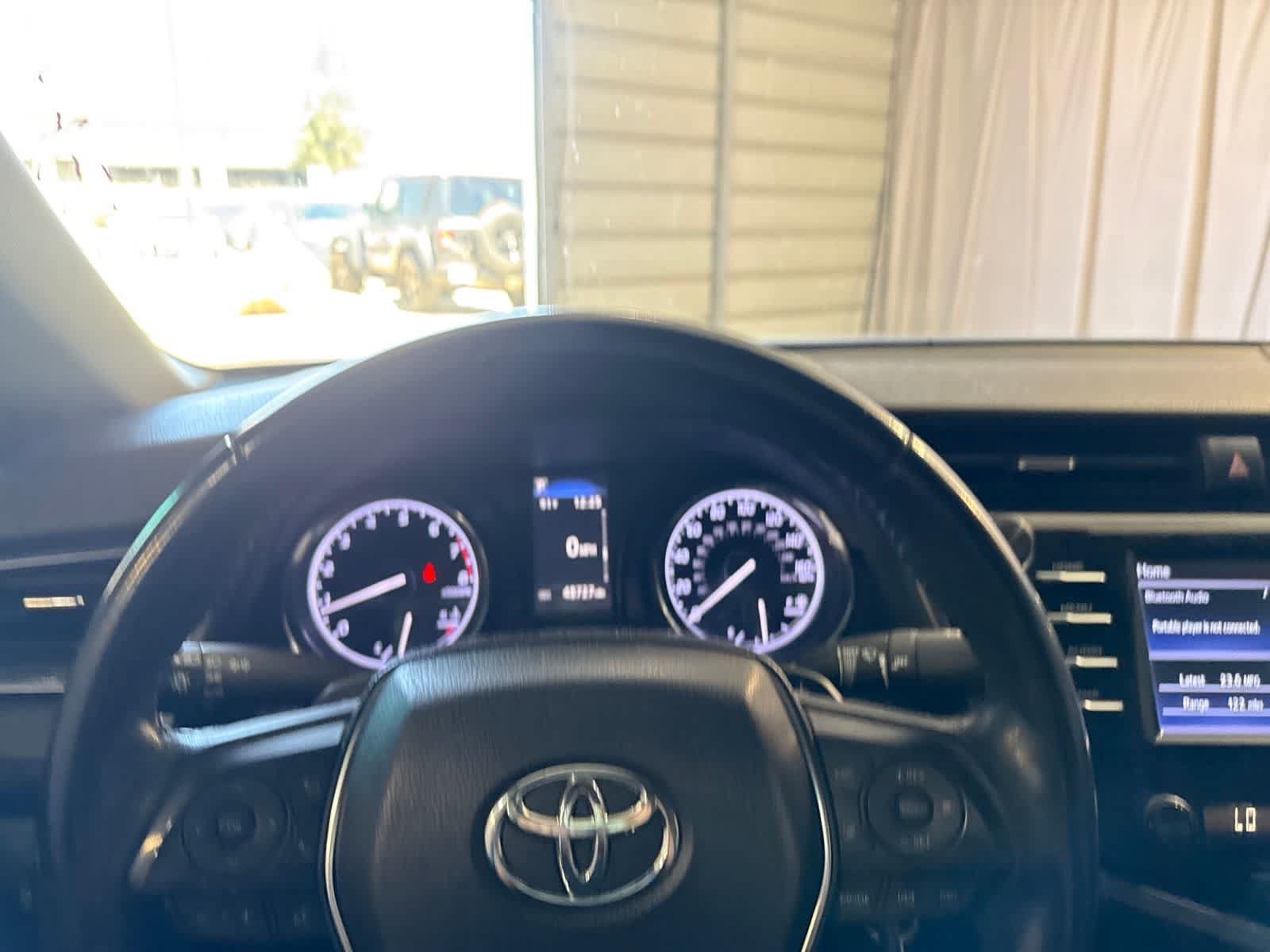 Used 2019 Toyota Camry SE w/ Carpet Mat Package FWD image 23