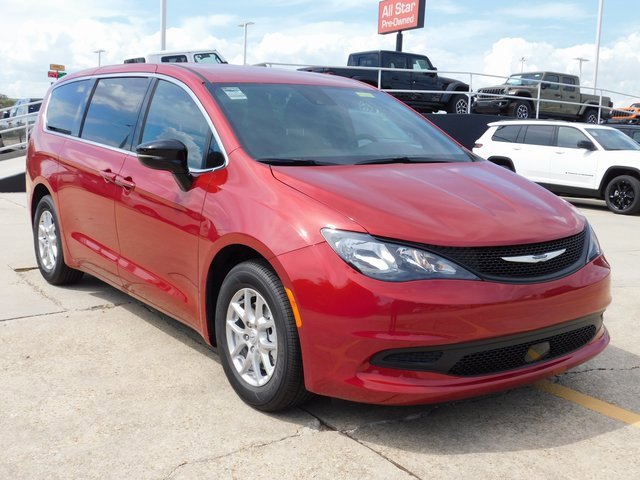 New 2026 Chrysler Voyager LX