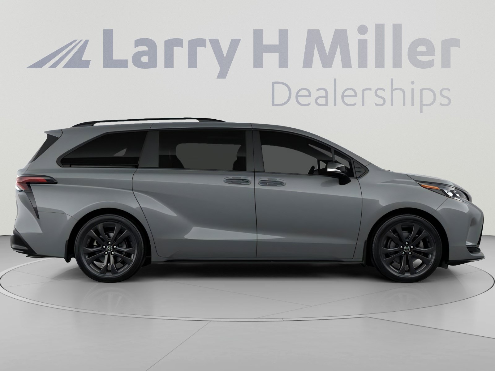 New 2026 Toyota Sienna XSE FWD image 12