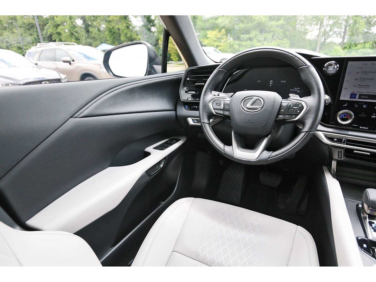 Used 2025 Lexus RX 350 Premium Plus w/ Accessory Package (Z1) FWD image 6